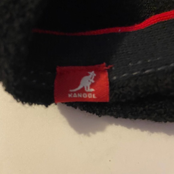 Kangol Red Cap Bermuda w/ EMB Squiggle Sewn Brim Size Med COA1474 - Picture 5 of 9